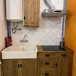 Апартаменты Charming Apartment In The Heart Of Lisbon Лиссабон