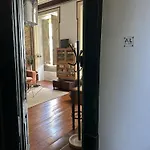 Charming Apartment In The Heart Of Lisbon * Лиссабон