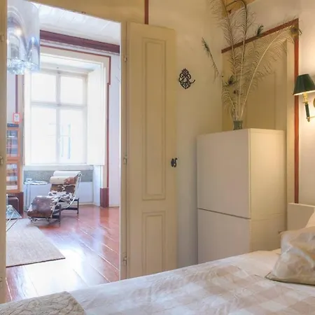 Charming In The Heart Of * Lisboa