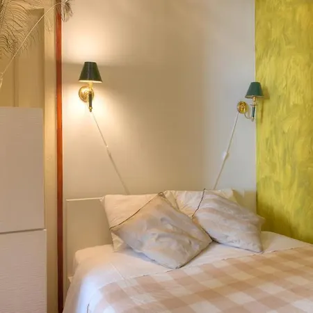 Apartment Brand New In Heart Of *