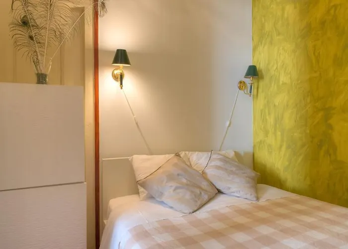 Apartman Charming Apartment In The Heart Of Lisbon *