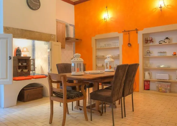 Apartman Charming Apartment In The Heart Of Lisbon *