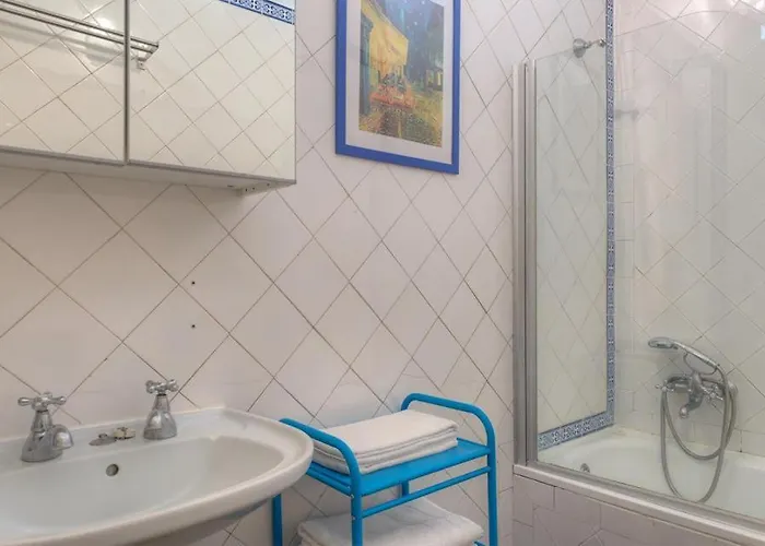 Apartman Charming Apartment In The Heart Of Lisbon