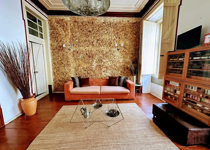 Apartman Charming Apartment In The Heart Of Lisbon *