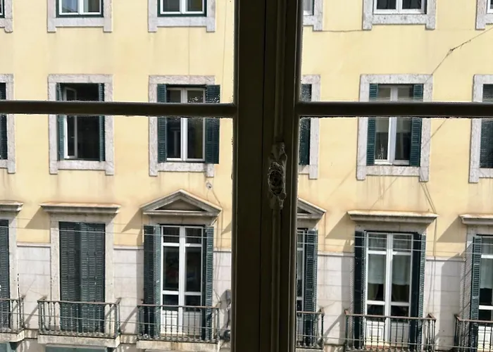 Apartman Charming Apartment In The Heart Of Lisbon