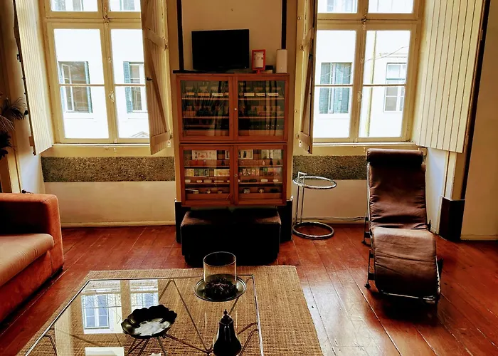 Apartman Charming Apartment In The Heart Of Lisbon *